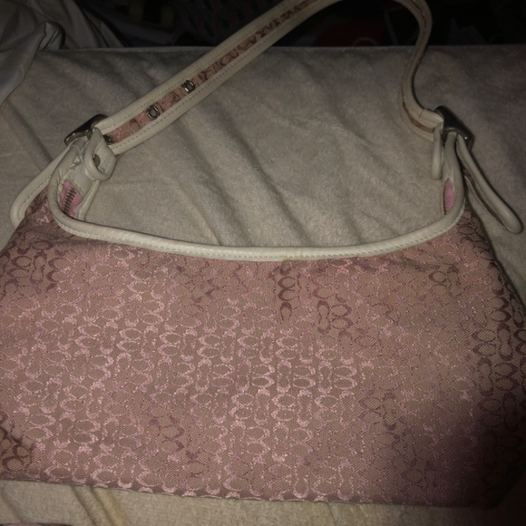 Coach purse - Picture 2 of 3